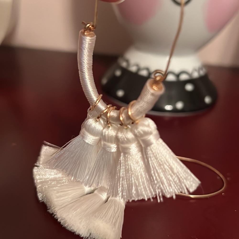 SUGARFIX by BaubleBar Women’s Fringe Tassel Bold Statement White Gold Earrings - Picture 6 of 7